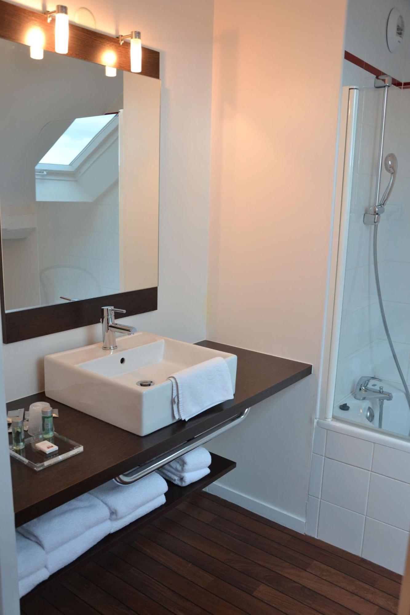 Brit Hotel Spa Le Connetable Dinan Exterior foto