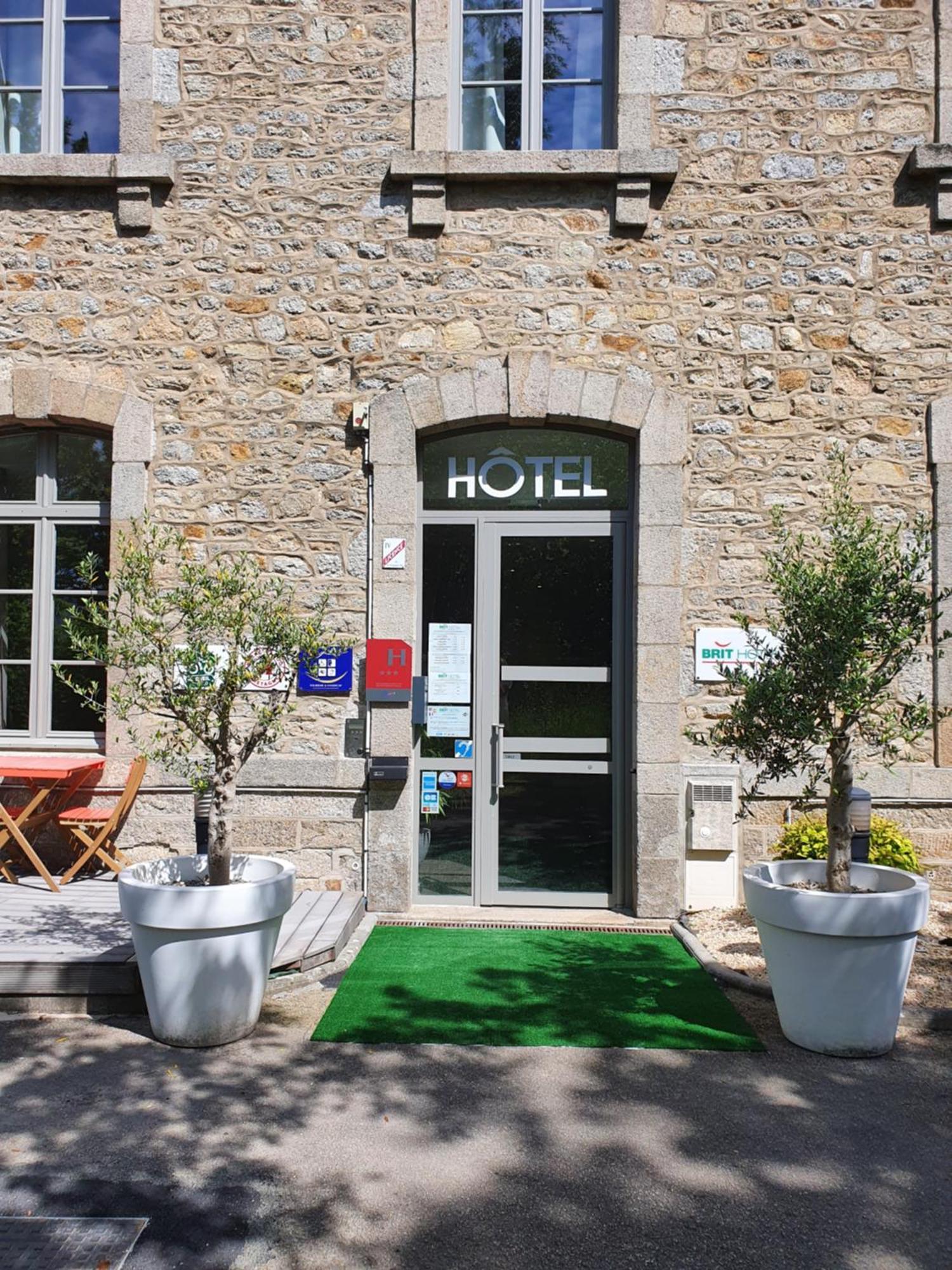 Brit Hotel Spa Le Connetable Dinan Exterior foto